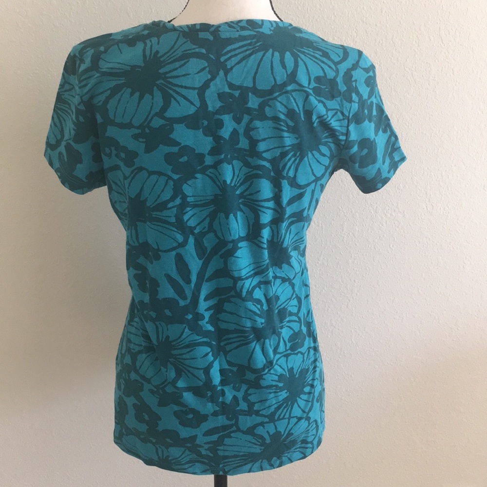 MEDIUM Old Navy Summer Laguana Beach Breeze T - Picture 2 of 7